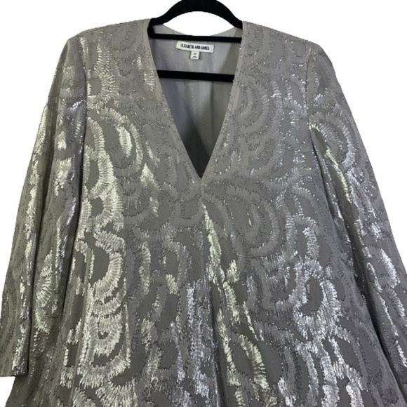 ELIZABETH AND JAMES Metallic Silver Ariel Tunic Blouse Holiday Party. - Picture 4 of 15